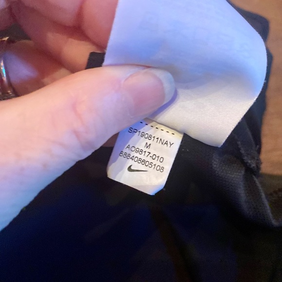 💥Nike Dri-fit workout tank top💥 - Picture 8 of 10